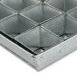 Anzuchtplatte mit Einzeltöpfen