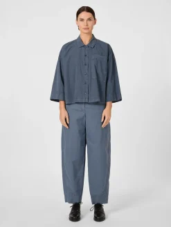 Damenbluse mit Brusttasche