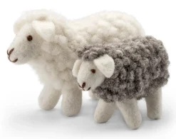 Filz-Schaf stehend grau