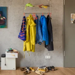 Garderobe Karla Crudo