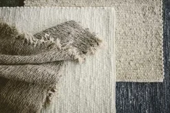 Handgewebter Schurwollteppich