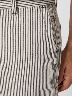 Herrenhose gestreift