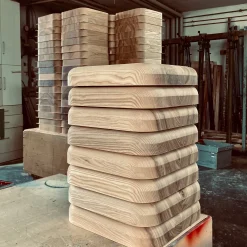 Hocker Eschen- und Eichenholz