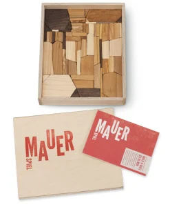 Holzbausteine Mauerspiel