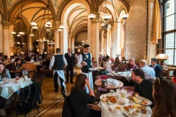 In 80 Kaffees um die Welt