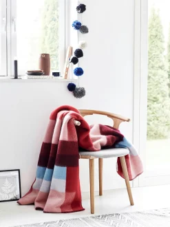 Lammwolldecke Bauhausstil