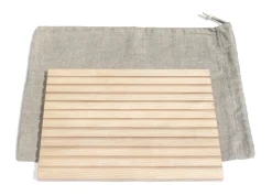 Schneidbrett mit Brotbeutel