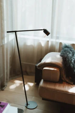 Stehleuchte One
