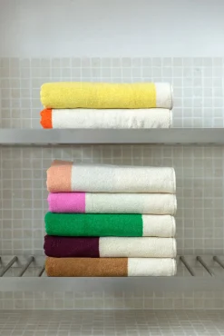 Strand- und Badetuch Colours on the Beach