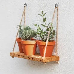 Wildbienennistplatz Regal