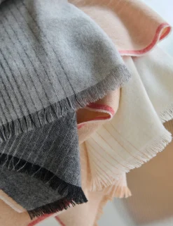 Wolldecke Inga Sempé